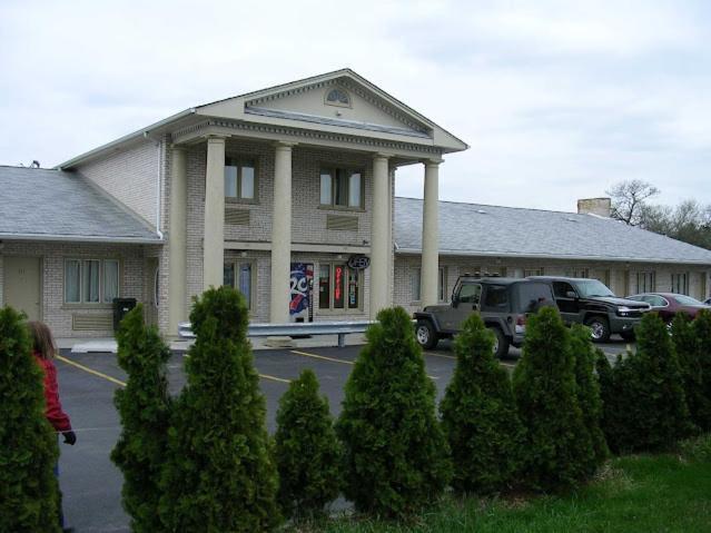 D-Lux Budget Inn Lemont Esterno foto